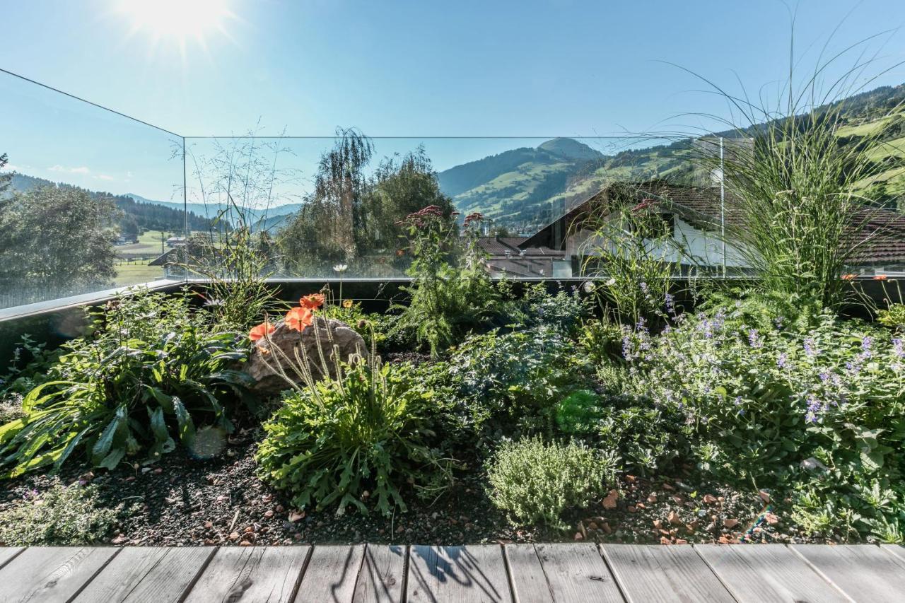 Hubertus Logis Apartments Brixen im Thale Exterior photo