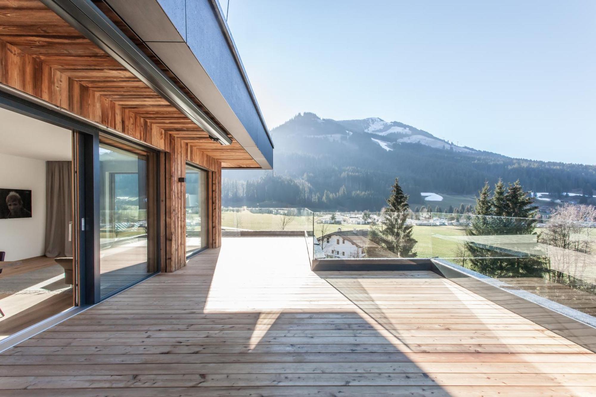 Hubertus Logis Apartments Brixen im Thale Exterior photo