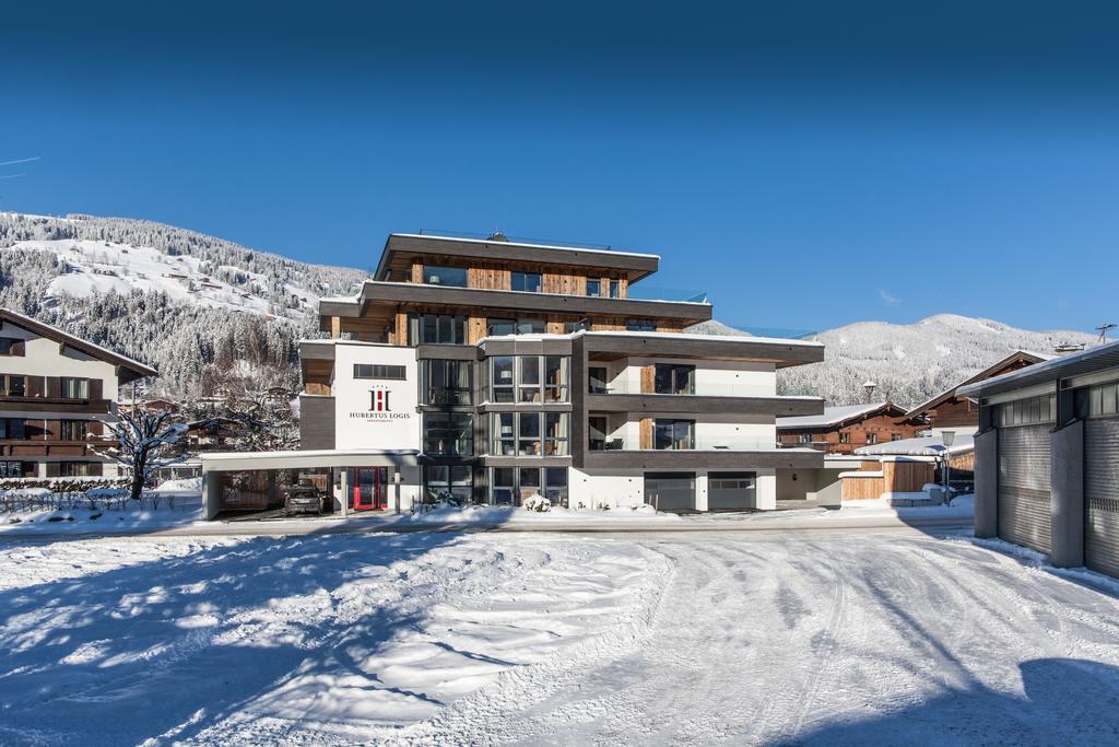 Hubertus Logis Apartments Brixen im Thale Exterior photo