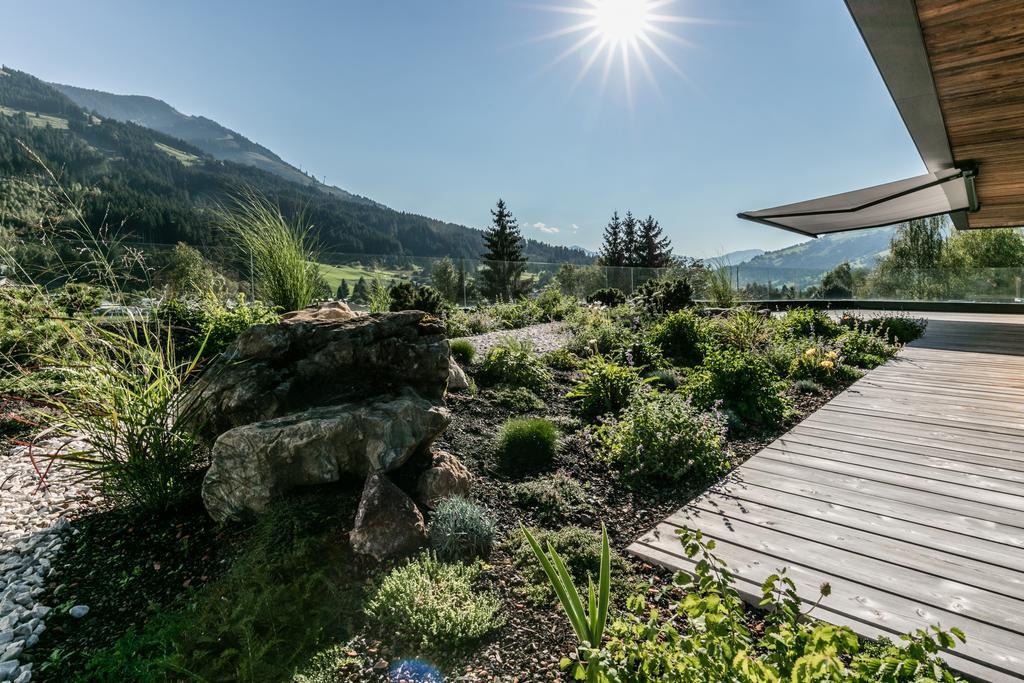 Hubertus Logis Apartments Brixen im Thale Exterior photo