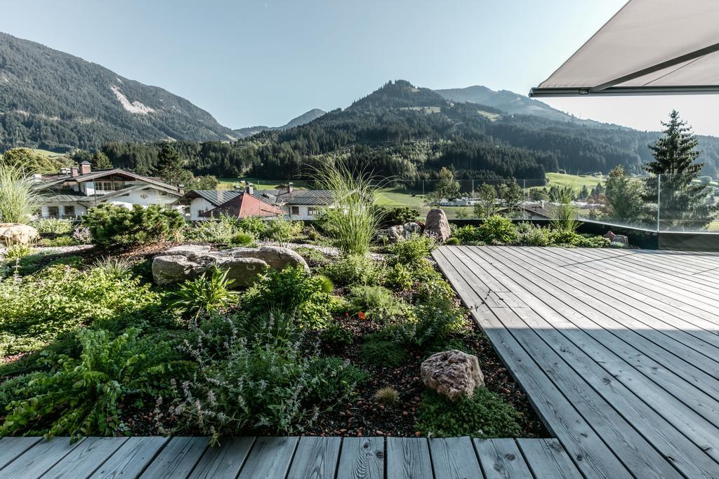 Hubertus Logis Apartments Brixen im Thale Exterior photo